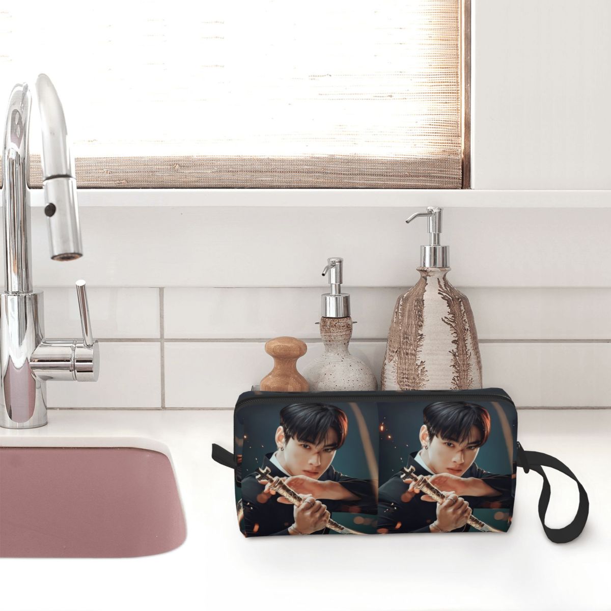 Cha Eunwoo Pencil Case for Stu - đánh giá và giá Stationery And Office Supply Chain
